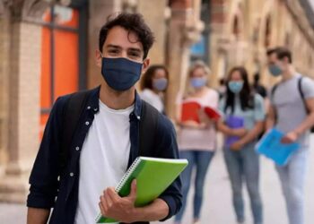 নথি জালিয়াতি, ৭০০ ভারতীয় শিক্ষার্থীকে ফেরত পাঠাচ্ছে কানাডা